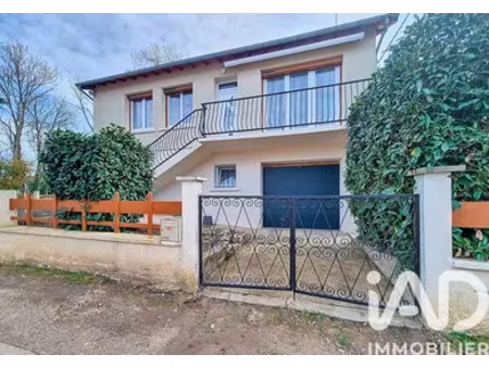 maison à bourbon-l’archambault (03160)