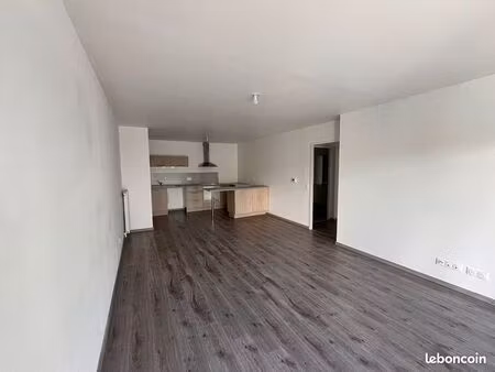 appartement 3 pièces 75 m²