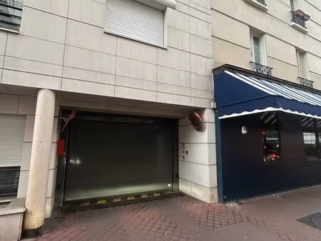 place de parking levallois