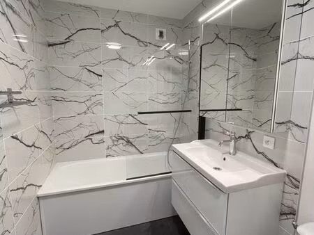 grand t1 32m2 / balcon + box / pointe du lac