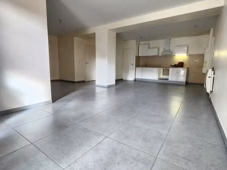 beau t4 92m² avec jardin  terrasse et garage fermé