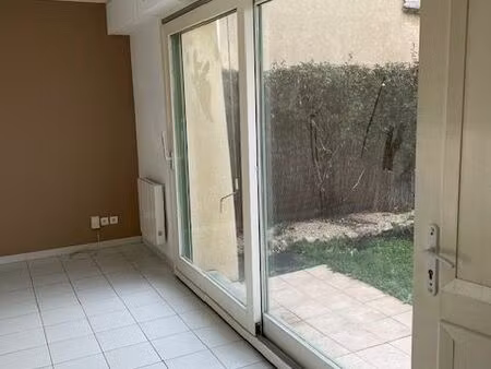 3 pièces 61m2 cheval-blanc