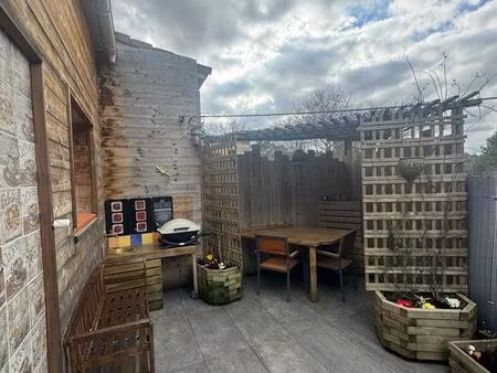 location studio meublé