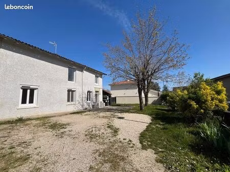 maison 5 pièces 151 m²