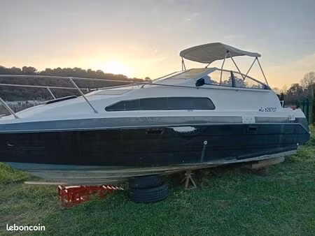 location bateau logement sur terrain