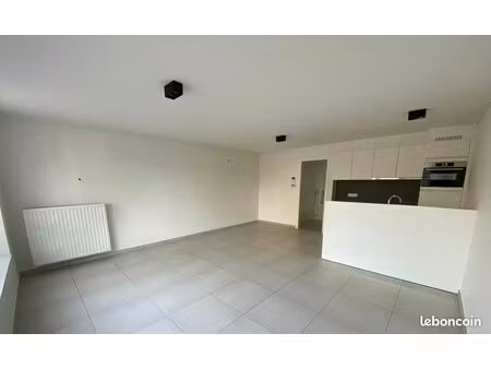location d'un t1 non meublé au 42 rue françois coppée  33400  talence