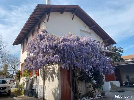 maison avec quatre chambres de septembre à juin proche de bayonne colocation acepté