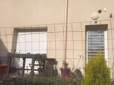 f4 en duplex avec extérieur