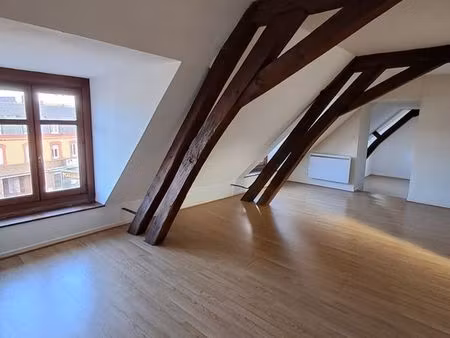 t2 de caractère hyper centre hirson