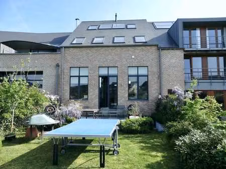 maison spacieuse et lumineuse  belle situation.