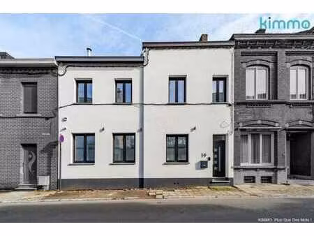 maison en excellent etat avec terasse et jardin