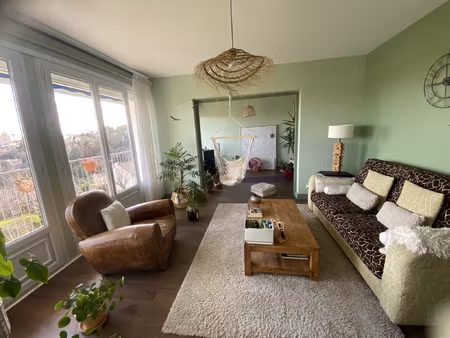 magnifique appartement de 79 m2 avec vue panoramique  2éme é