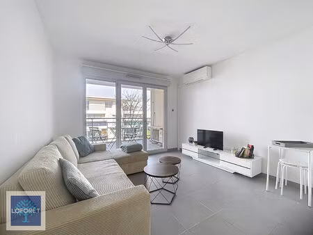 beau 2 pièces avec grande terrasse !