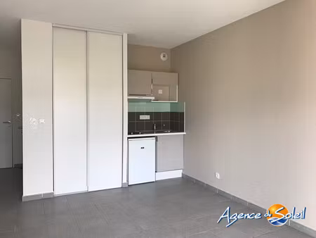 studio résidence carré magique avec parking