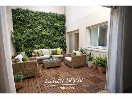 33100 bordeaux - local independant 239 m²  patio  grand garage