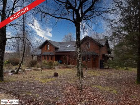 charmant chalet sur sous-sol intégral 5 chambres sur 2.60 hectares