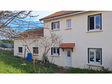 maison cournon d auvergne 4 pièce(s) 90 m2