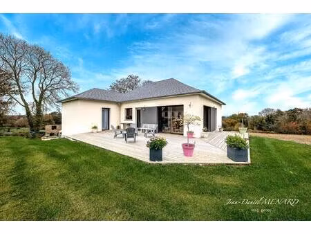 5 mn de la mer - maison t5 - terrain de 1558 m2