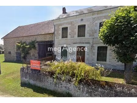 maison de caractère avec grange en pierres.