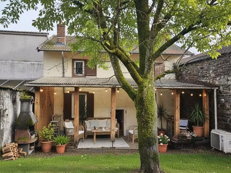 jolie maison de village