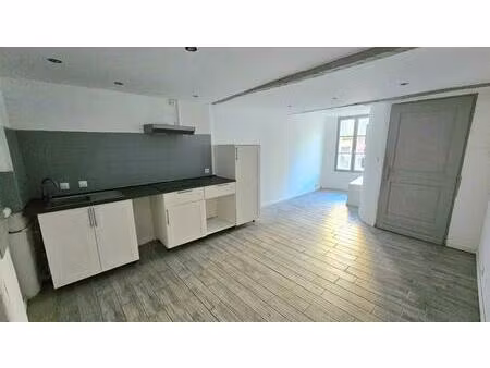 maison de rapport composée de 4 appartements