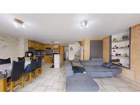 maison de village avec garage