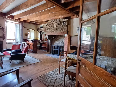 maison de village en pierres