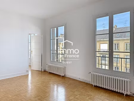 a louer laval appartement t4 de 101m²