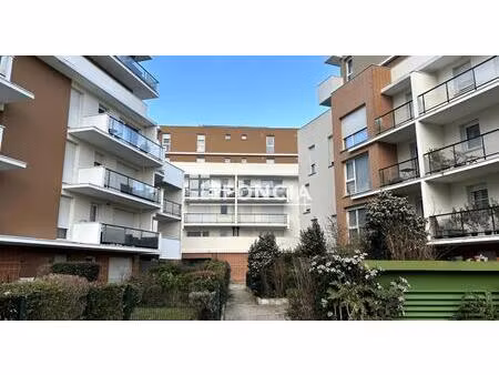 appartement de 2 pieces avec balcon et parking sous-sol