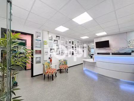 local professionnel a vendre