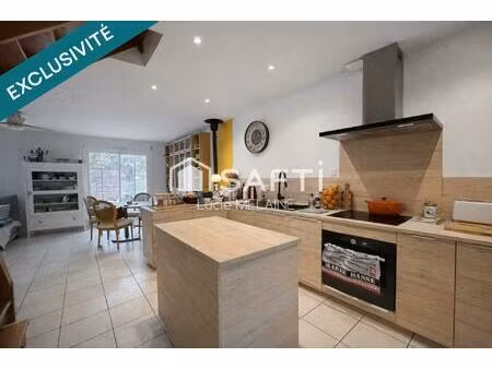 quartier arlac - maison familiale 3 chambres avec jardin  piscine et garage