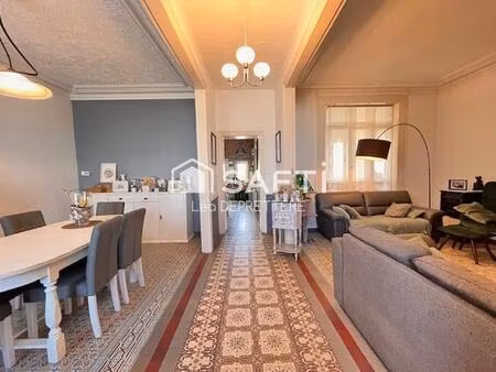 maison semi individuelle vermelles