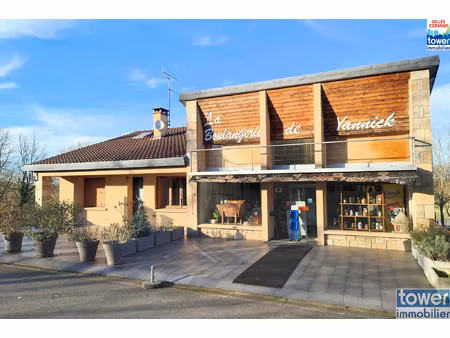 maison 270 m2 avec appartement 91 m2 et local professionnel 179 m2