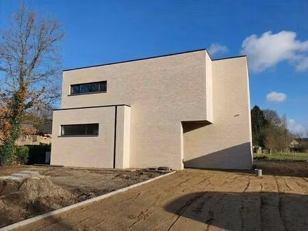 huis te huur in as met 3 slaapkamers