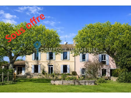 mas 12pièce(s) 8chambre(s) 424 m² caumont-sur-durance (84510)