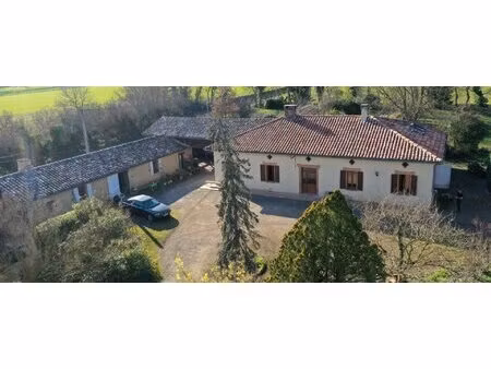 samatan gasconne rénovée avec 1 5ha