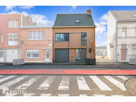 huis te huur in sint-niklaas met 3 slaapkamers