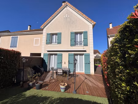 maison mitoyenne d'un côté à mormant de 94m² - terrain 259m²