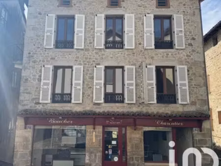 immeuble à laroquebrou (15150)