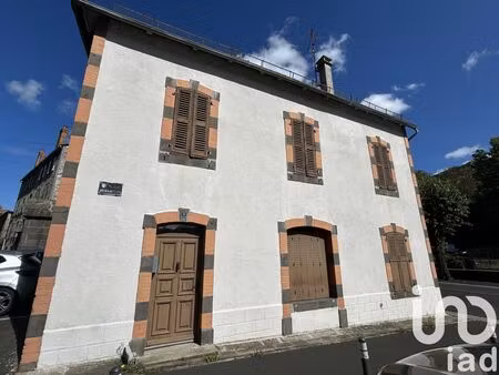maison à saint-flour (15100)