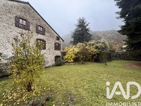 maison de village à saurat (09400)