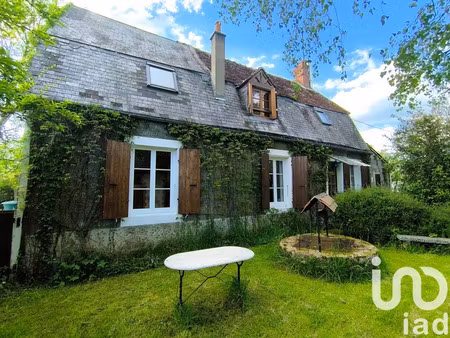 maison de campagne à biches (58110)