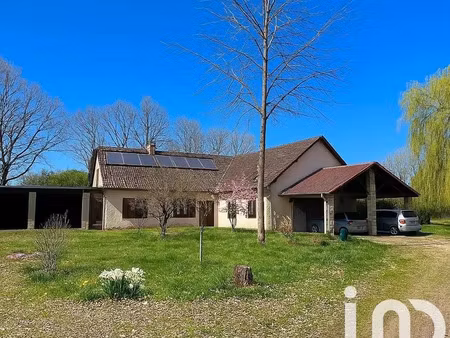 maison à devay (58300)