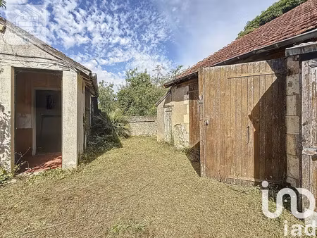 maison à saint-pierre-le-moûtier (58240)