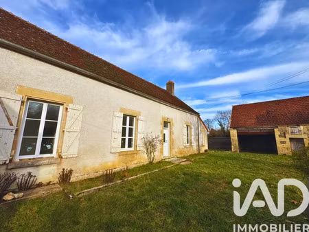 maison à perroy (58220)