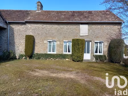maison de village à saint-pierre-des-nids (53370)