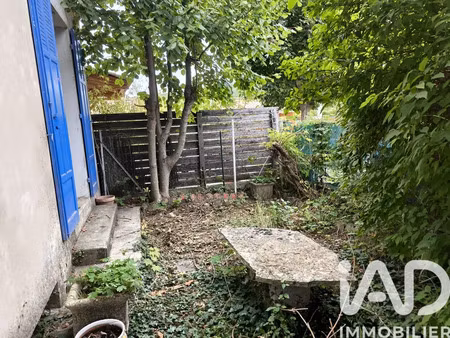 maison de village à saint-étienne-les-orgues (04230)