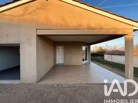 maison traditionnelle à laizé (71870)