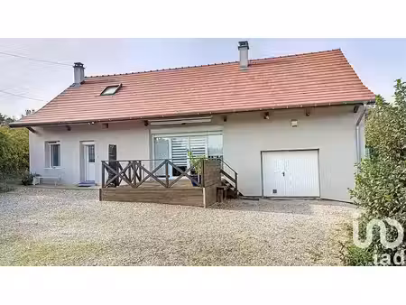 maison à pierre-de-bresse (71270)