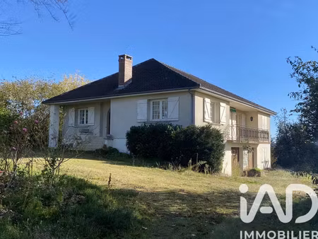 maison traditionnelle à saint-angel (03170)